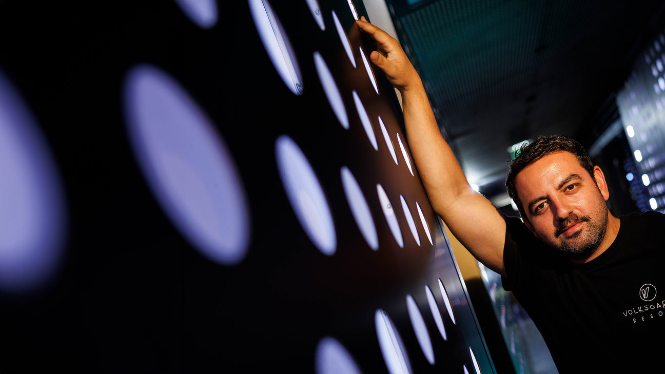 The can on the dancefloor